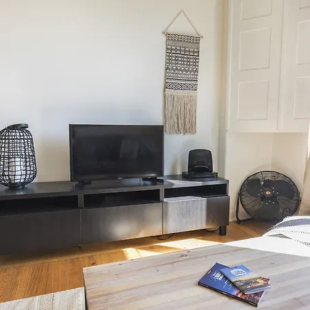 Bonsai Light & Comfort Flat By Lovelystay * Lisboa