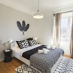 Apartman Lovelystay - Bonsai Light And Comfort Flat