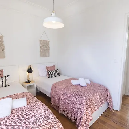 Lovelystay - Bonsai Light And Comfort Flat * ליסבון